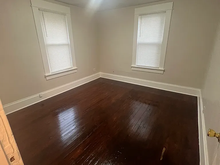 716 Grace Ave — Photo 16
