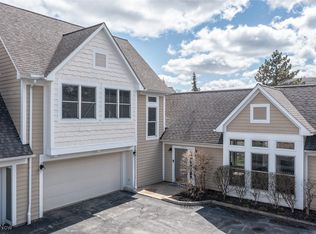 3727 Millikin Ct, Cleveland, OH 44118