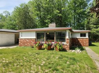 318 John St, Clare, MI 48617