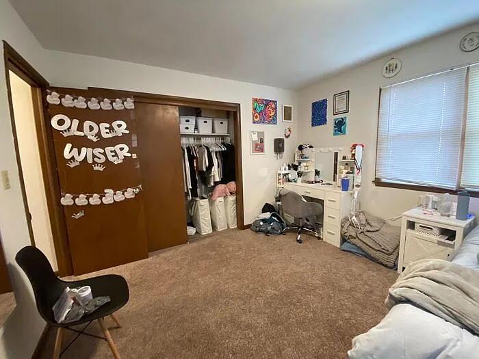614 E Jefferson St #10 — Photo 6