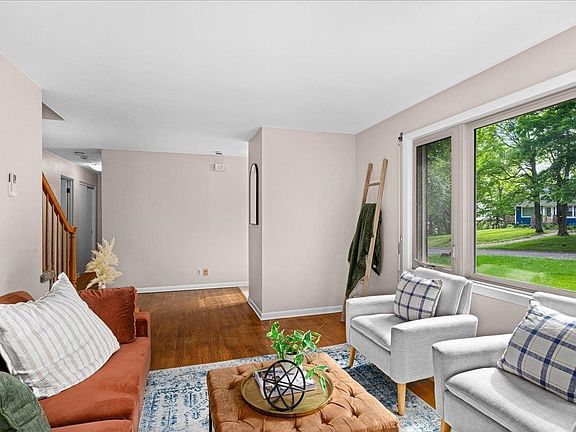 4th image of 1132 Missouri Ave