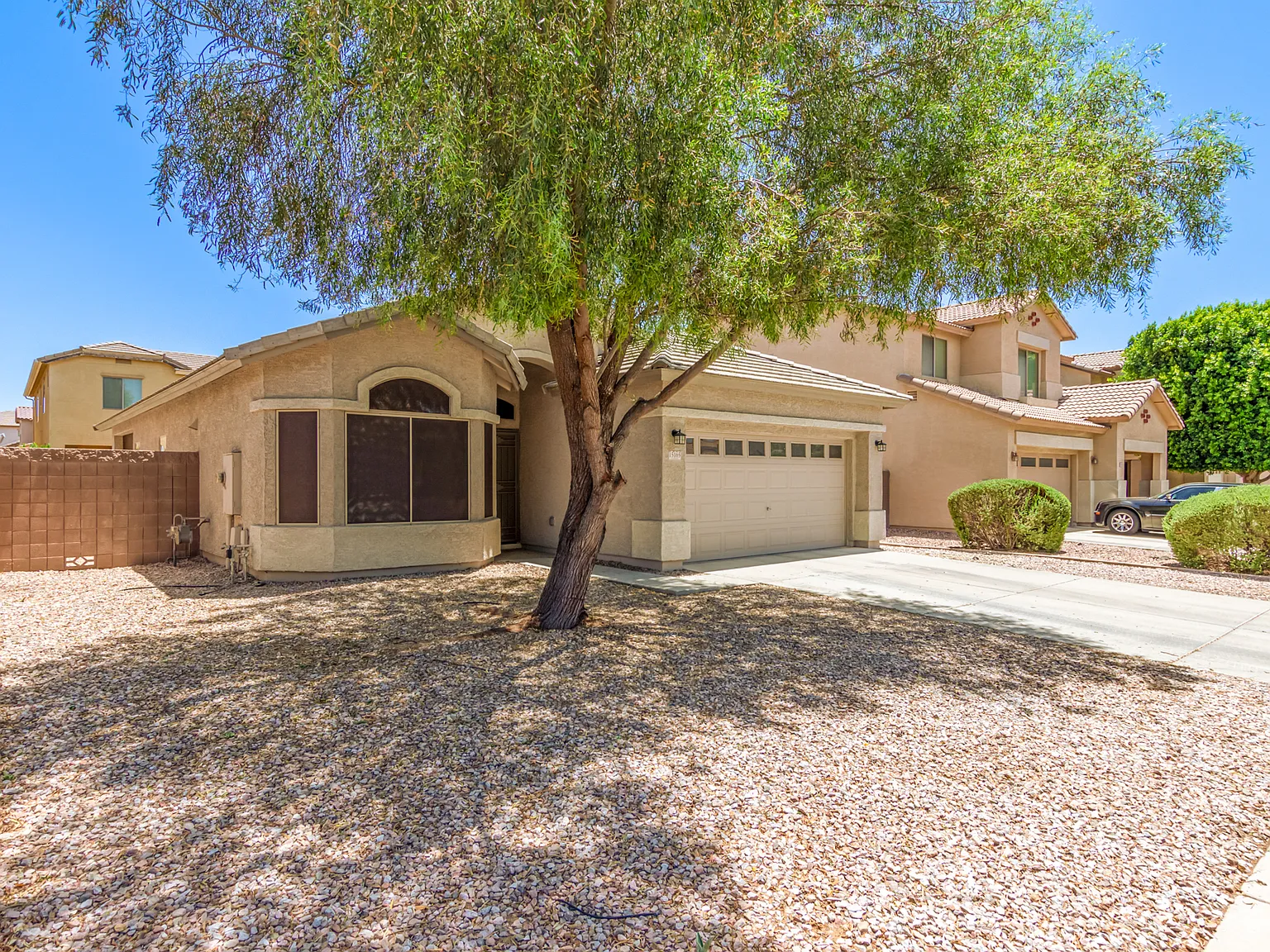 3 bed, 1537 sqft, $1,995 — Photo 1