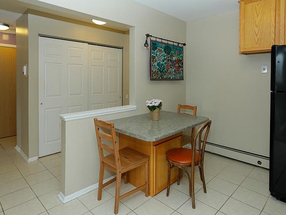 606 Lynn Ave 16-105