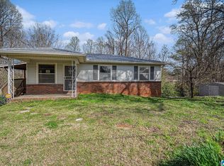 317 3rd Ct, Pleasant Grove, AL 35127