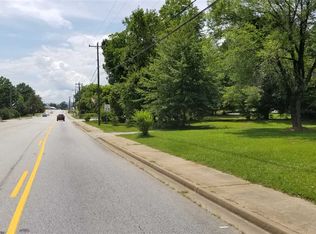 1403 E Rutherford St, Landrum, SC 29356