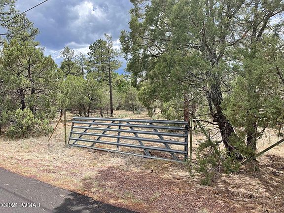 2nd image of 4862 Deer Valley