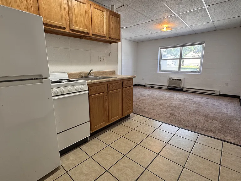 515 S Lincoln St — Photo 2