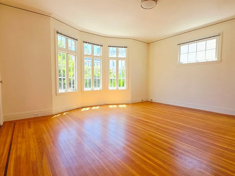 2800 Filbert St — Photo 15