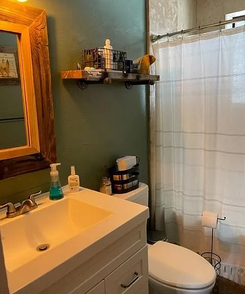 211 Bauxite Ln — Photo 8
