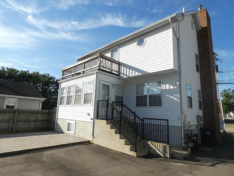 2623 Van Buren St #A — Photo 41