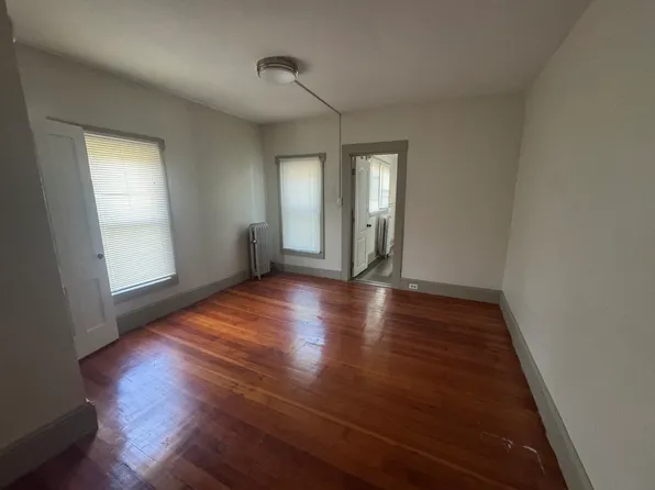 22 Warner St #2, Springfield, MA 01108