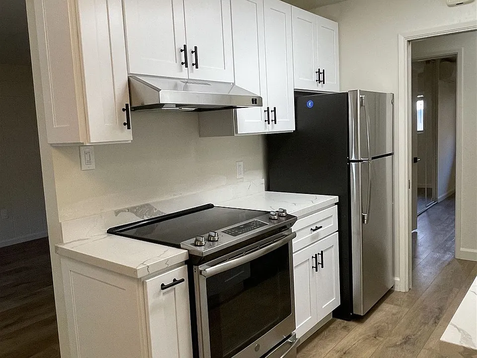 Kitchen range