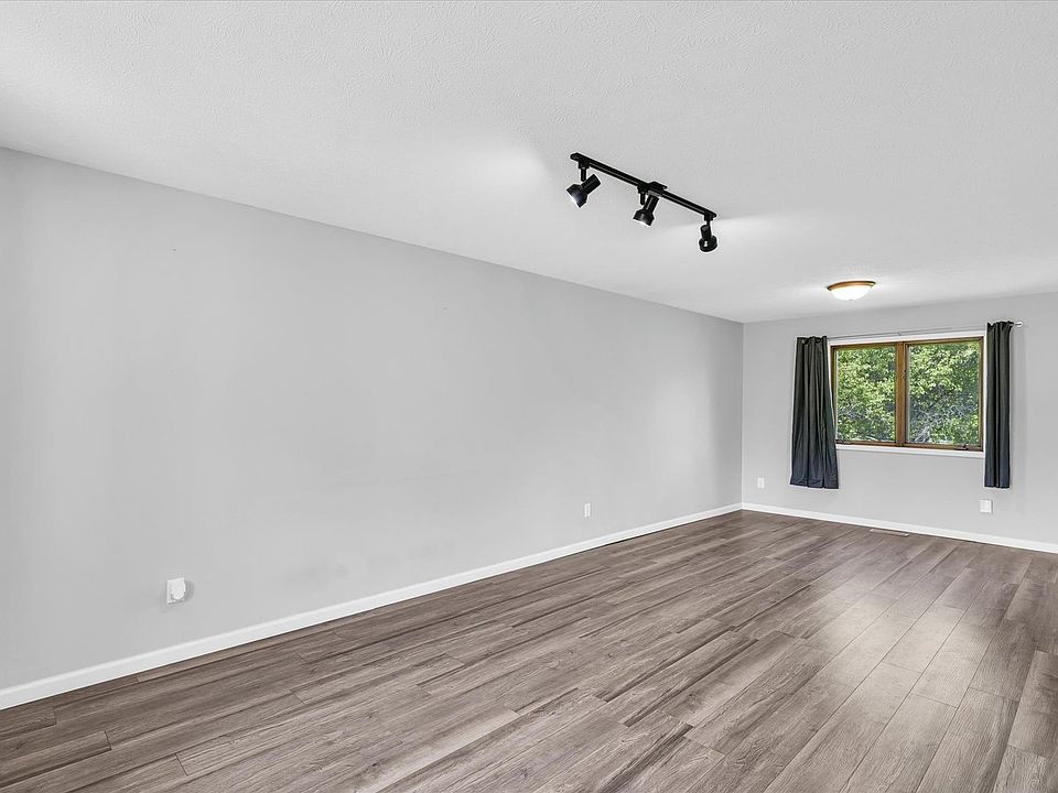 1406 Challis Dr, Bloomington, IL 61704 Zillow