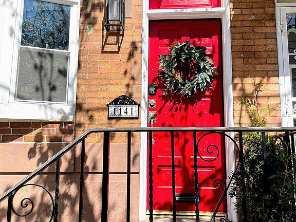 1141 Cross Street