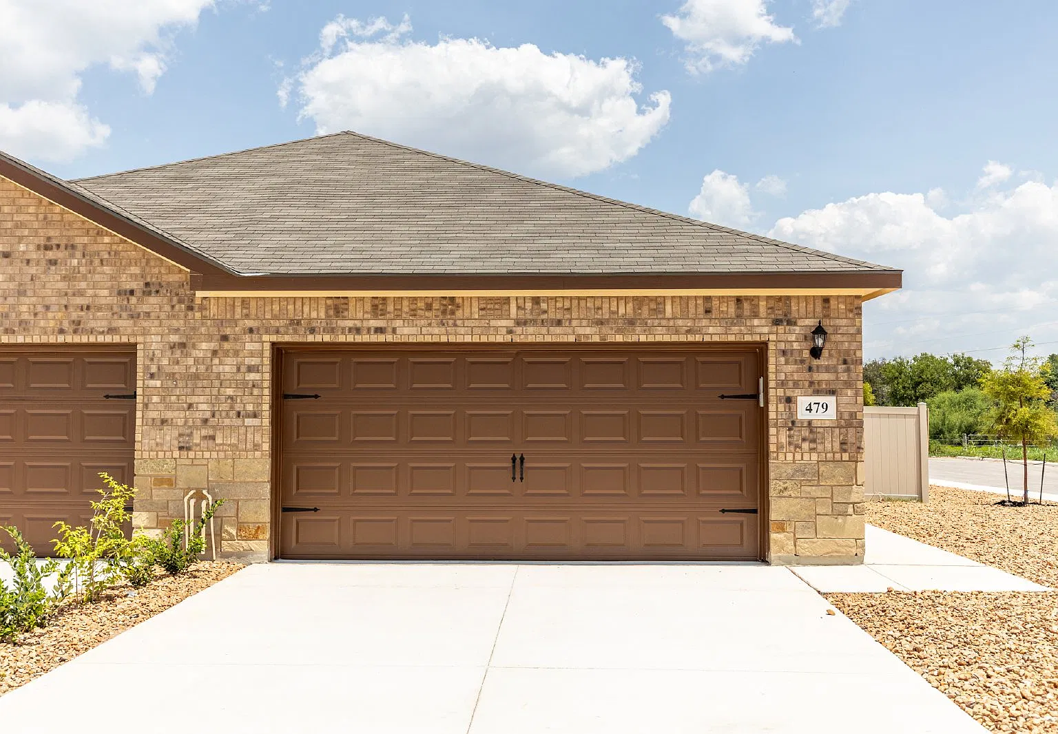 3 bed, 2.0 bath, 1600 sqft, $1,450 — Photo 2