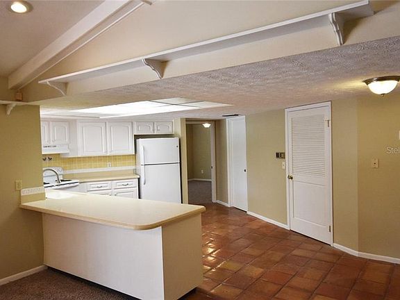 3rd image of 1015 Hollyberry Ct