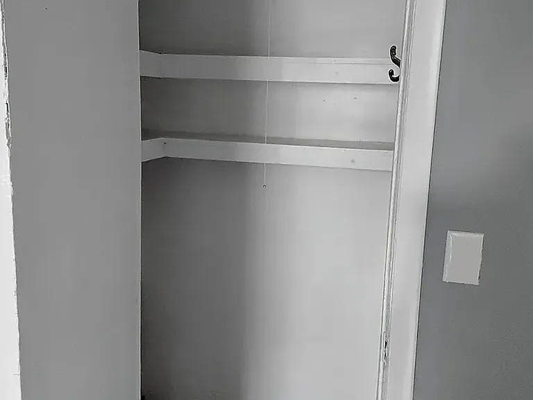 28 Hickory St #1N — Photo 9