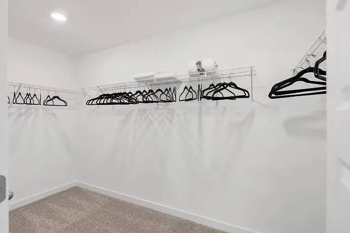 229 Hudson Dr — Photo 36