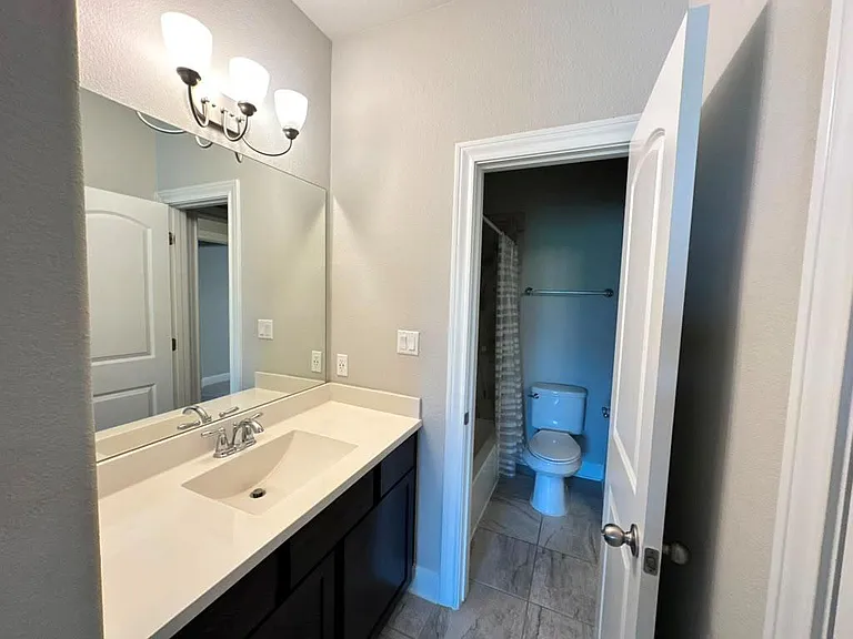 3004 Desert Shade Bnd — Photo 20