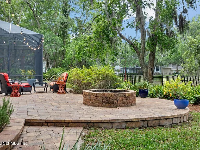 1943 Rose Mallow Ln — Photo 14