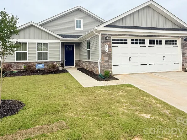 536 Nesbe St, Lancaster, SC 29720