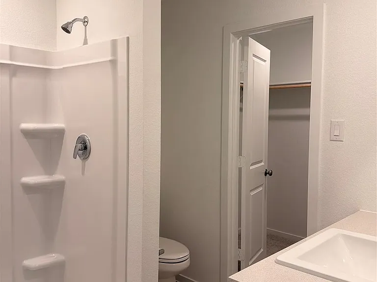 15014 Tremaine Ct — Photo 4