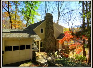 910 Ridge Rd, Newton, NJ 07860