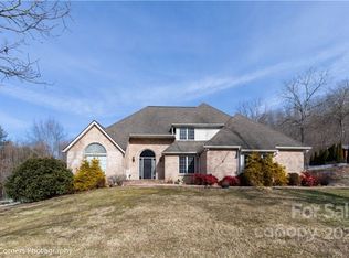 319 Sequoyah Dr, Waynesville, NC 28785