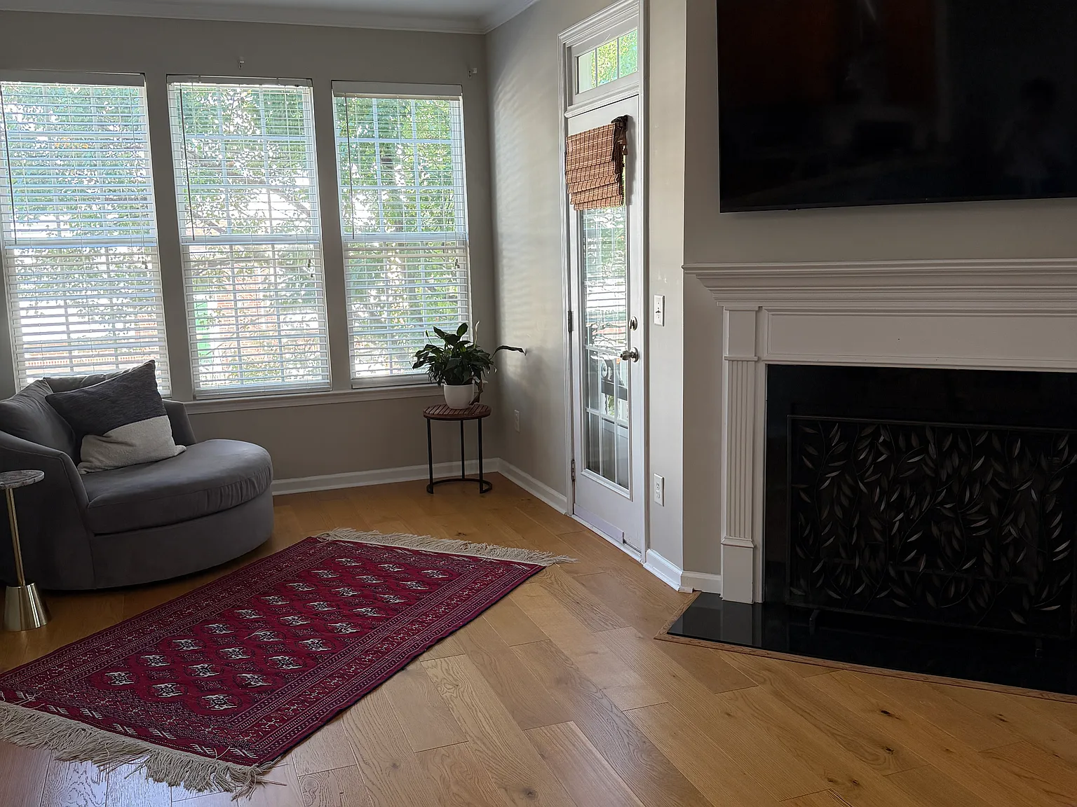 4 bed, 3.5 bath, 2254 sqft, $1,000 — Photo 3
