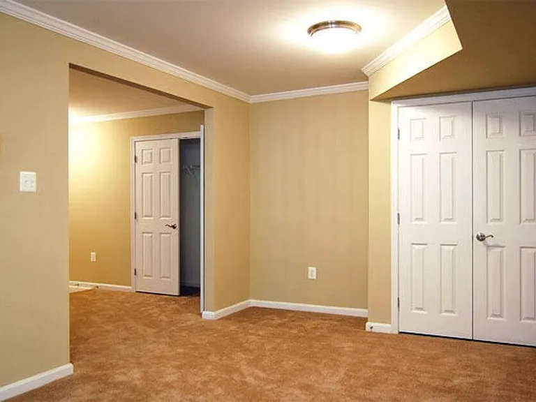 7 McCausland Pl — Photo 15
