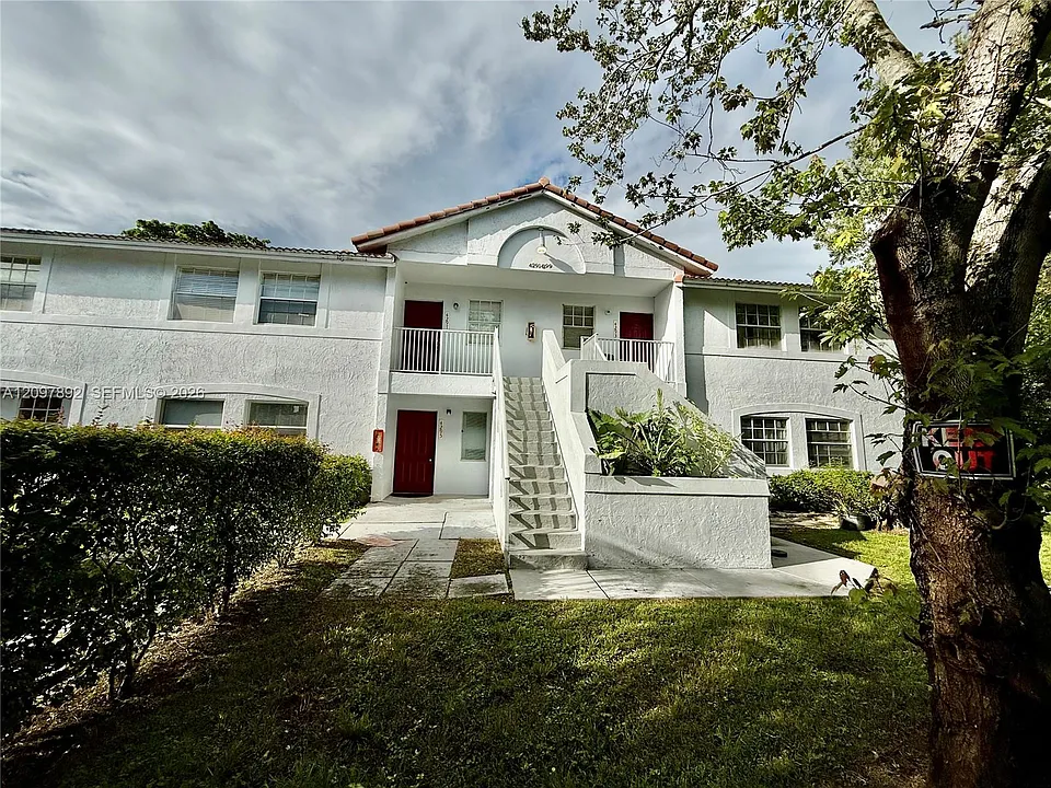 4297 NW 114th Ter #4297