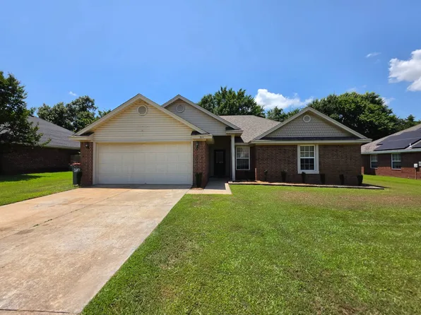 311 S 14th St, Lavaca, AR 72941
