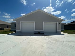 Newer construction 3/2 duplex -1 car garage, Cape Coral, FL 33914