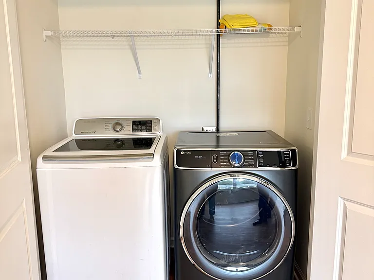 804 Omni Ct — Photo 15