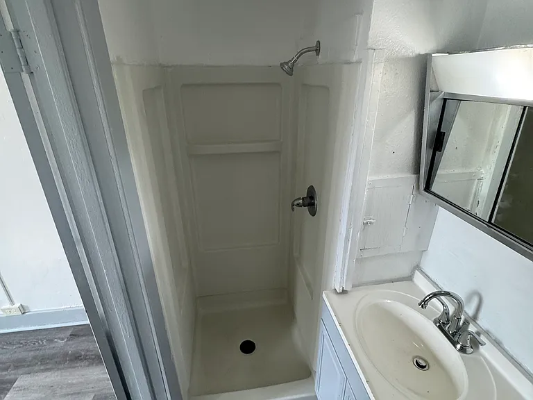1850 Glendale Rd #50 — Photo 5