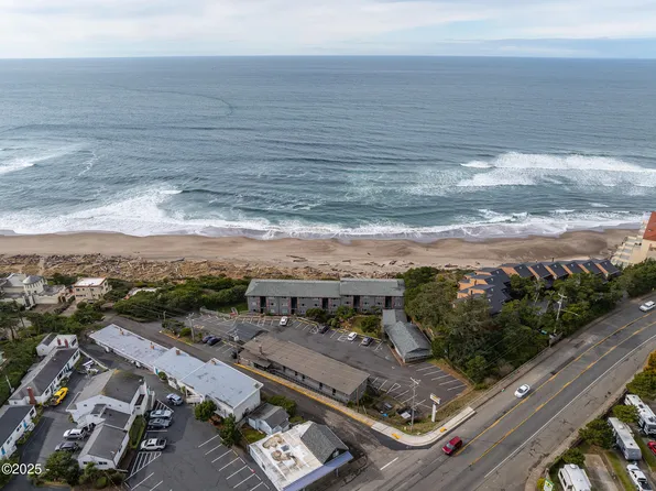 4229 SW Beach Ave, Lincoln City, OR 97367
