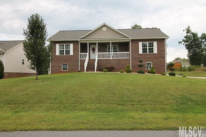 1st image of 109 Elk Creek Dr