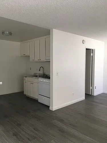 Floor plan 214