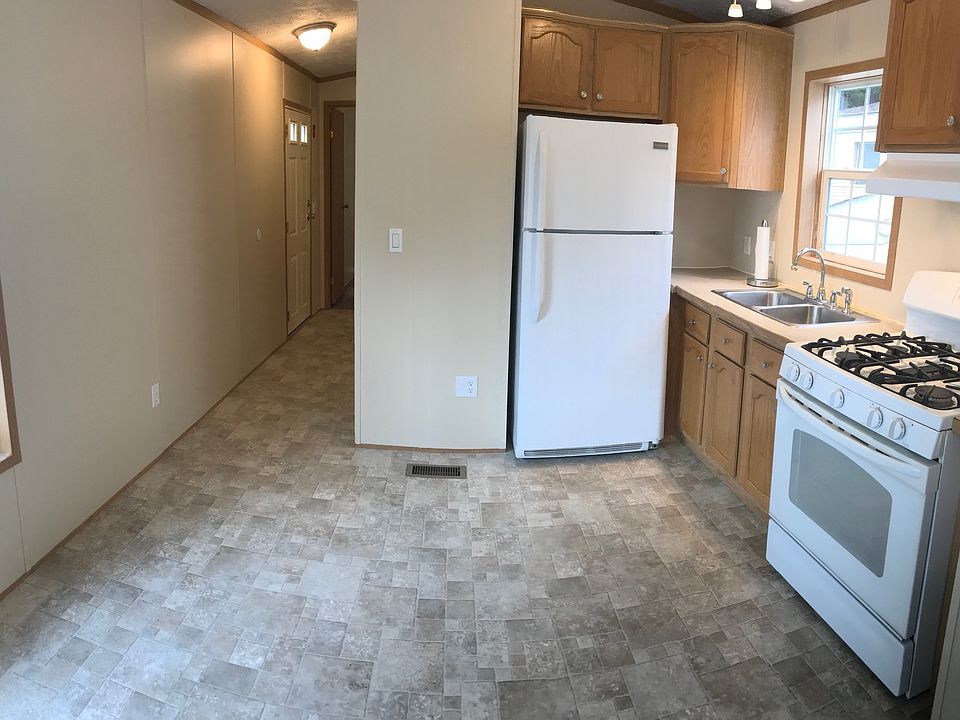 1st image of 602 N Main St Lot 11