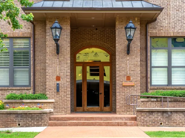 445 W Blount Ave APT 213, Knoxville, TN 37920
