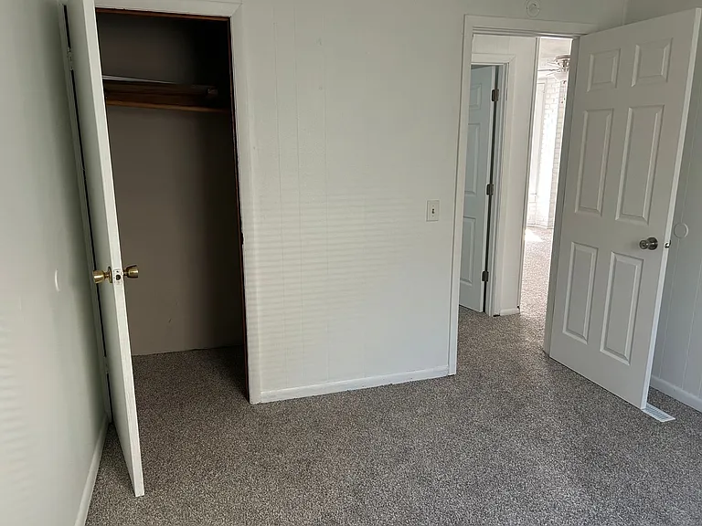 104 8th St NW APT Nate Larson - Lease Only — Photo 7