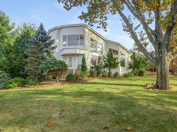 2 Rainbow Ridge Drive, Livingston Twp., NJ 07039