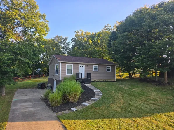 1074 Sunset Dr, Lawrenceburg, IN 47025