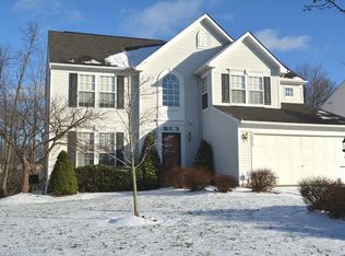 10068 Brushwood Dr, Streetsboro, OH 44241