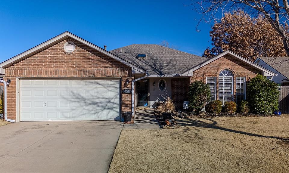 1st image of 4011 Mayfair Dr