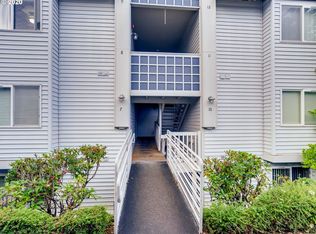 10620 SW Davies Rd UNIT 9, Beaverton, OR 97008