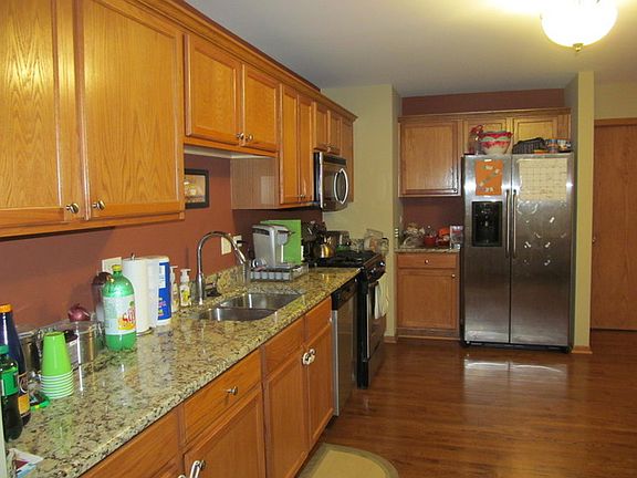 5th image of 3198 Foxridge Ct