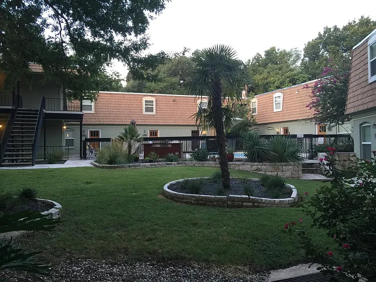 1500 E Side Dr #212-A — Photo 17