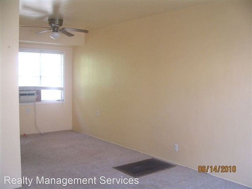 2nd image of 2904 Sunset Ave #2904