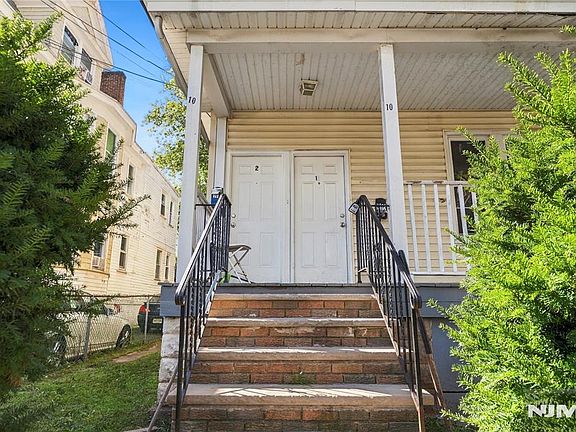 3rd image of 10 Howell Place